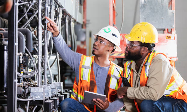 Best Circuit Breaker Repair  in Bethel, WA